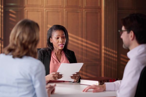 Signification de jugement par huissier à Liège : procédure