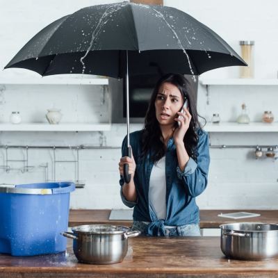 Vaststellingen van een deurwaarder bij water- of stormschade in Luik